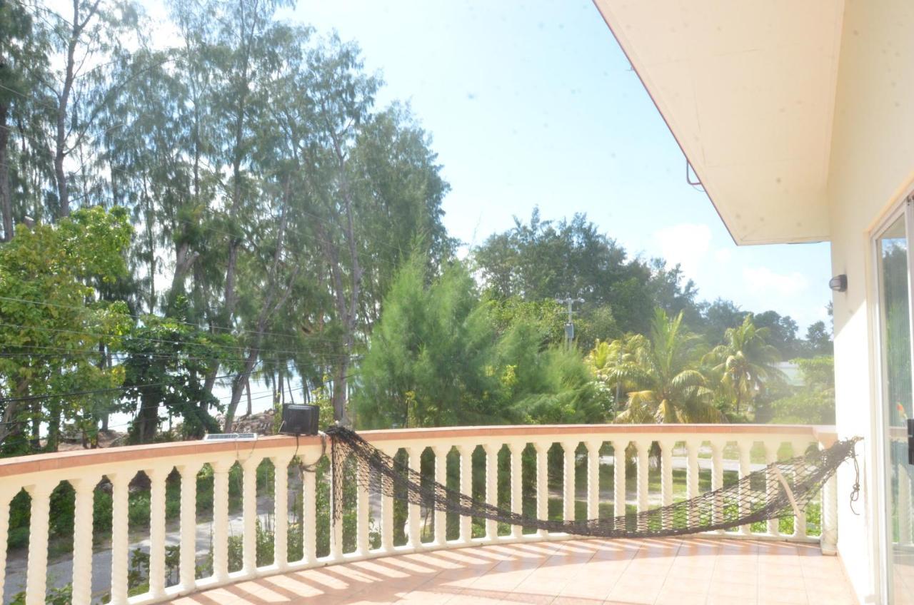 Butterfly Villas Grand Anse  ภายนอก รูปภาพ