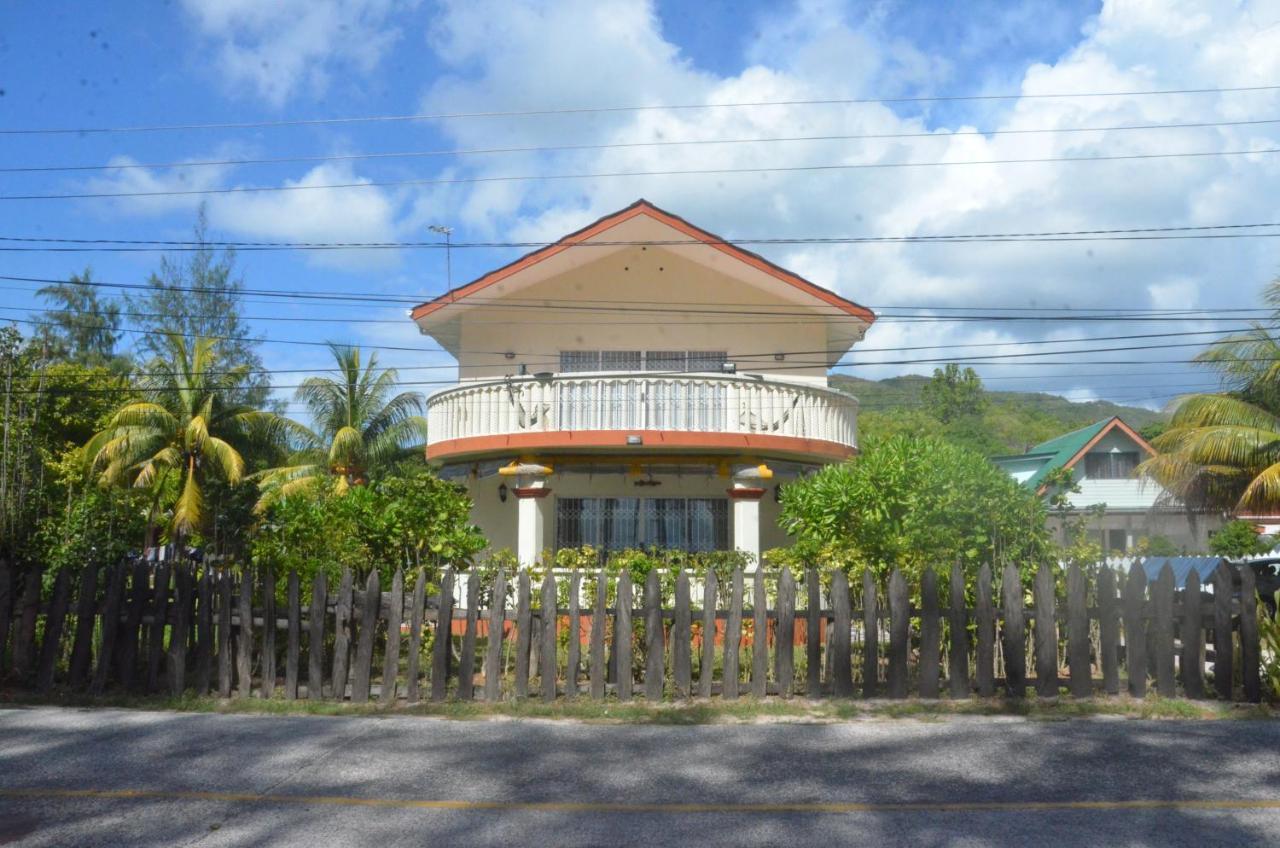 Butterfly Villas Grand Anse  ภายนอก รูปภาพ